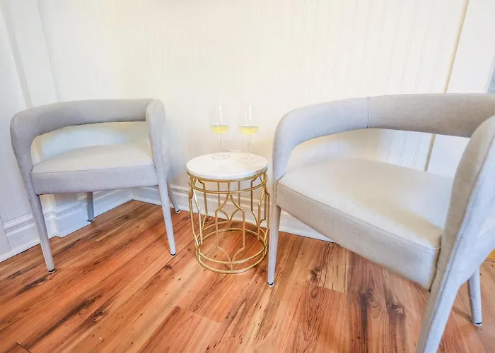 Mahone Bay Bed And Breakfast